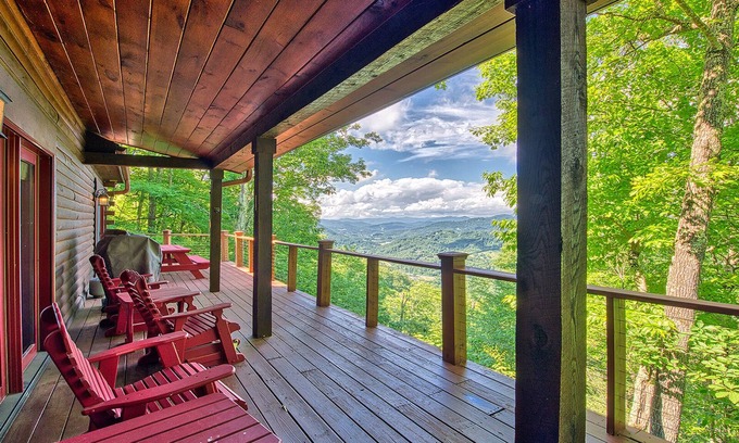 Maggie Valley Cabin | Sky Cabin: Luxury, Gated, Sparkling Clean, featured on HGTV's "Log Cabin Living"