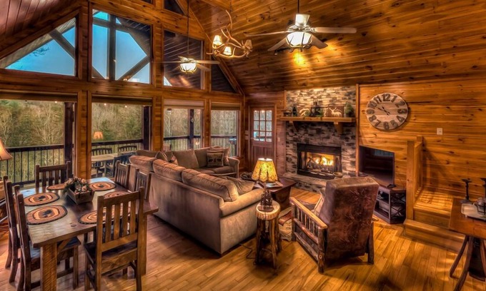 Epworth Cabin | Skydancer Lodge - Mountain Views | Pool Table | Hot Tub | Fire Pit