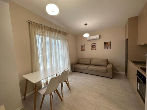 Blloku Apartment | Skyline Panoramic Apartment
