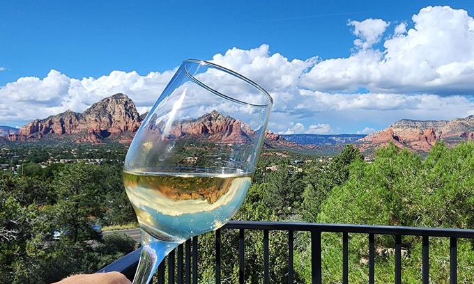 West Sedona House | Skyview Sedona - Epic Views, Location, & Hot Tub!