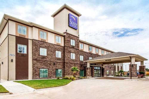 Bryan Hotel | Sleep Inn & Suites Bryan - College Station