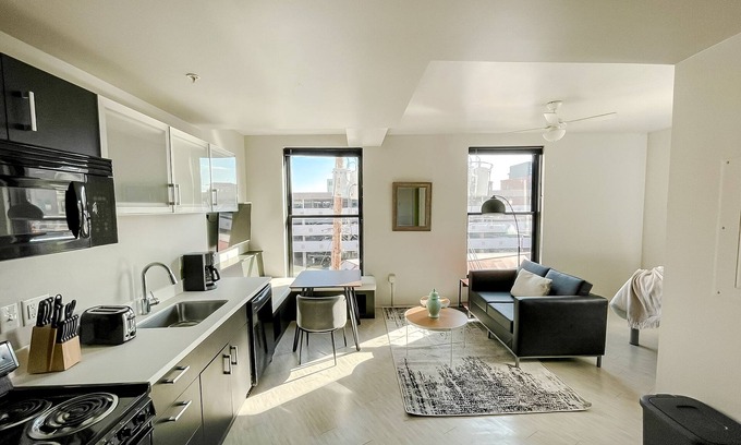 Downtown Springfield Apartment | Sleepover: Lovely Studio - Downtown Springfield