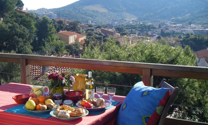 Collioure House | Sleeps 2-8 people/ Easy walking to town/beaches/Small Private Pool