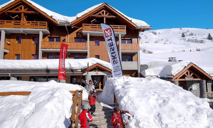 Valmeinier Condo | Sleeps 8 | 2BR Chalet in Prime Ski Location!