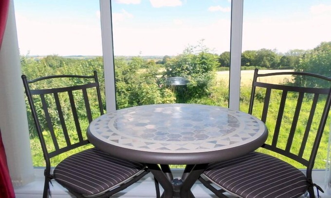 St. Ann's Chapel Cottage | Sleeps6- Countryside Privacy- 30MinToBeach
