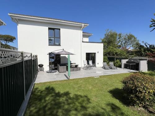 Wadebridge House | Sleeps8- EcoFriendly- KingBeds- FamilyFriendly