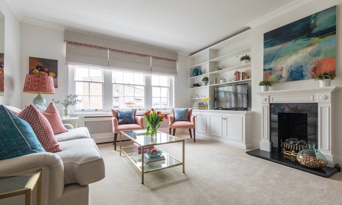 Chelsea Apartment | Sloane Avenue IV by onefinestay