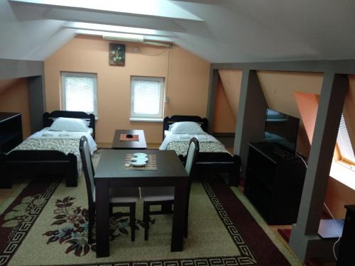 City Center Apartment | Small Apartment at center of the city