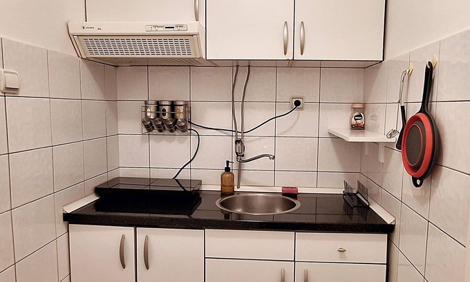 Novi Beograd Apartment | Small,charming space has been designed to provide you with a pleasant experience