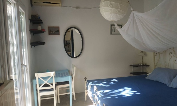 Agios Ioannis Apartment | Small cosy studio located in a completely green area