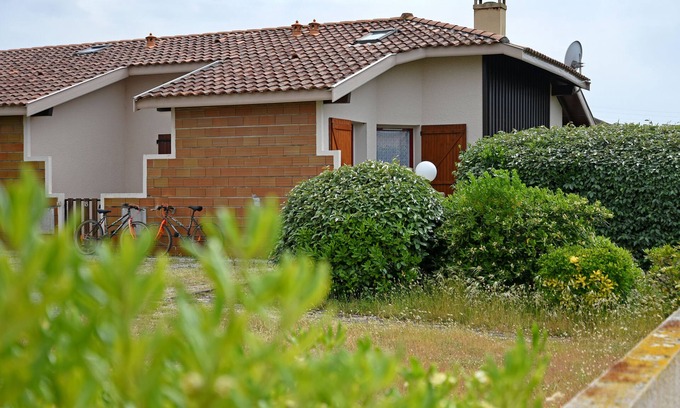 Biscarrosse Plage House | Small cozy villa for 5-6 people + parking + bikes