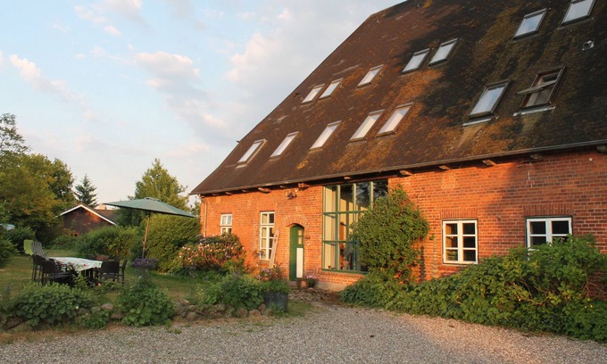 Goemnitz Condo | Small Dutch parlor -near the Baltic Sea-