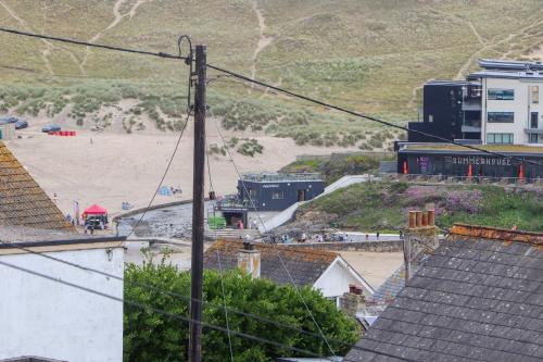 Perranporth House | Small Hillman