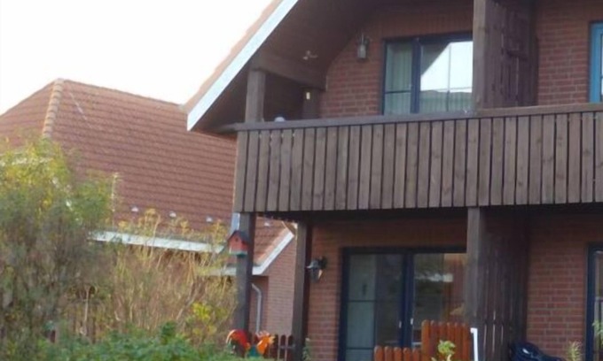 Lemkenhafen House | Small Sundblick by the sea in Lemkenhafen