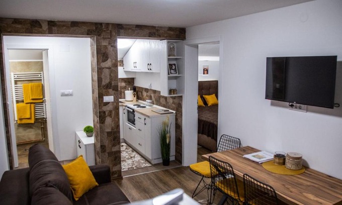 Pirot Apartment | Smile