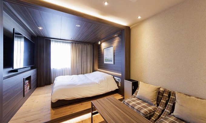 Hiroshima City Centre Hotel | Smoking King double room with bathtub/Hiroshima Hiroshima