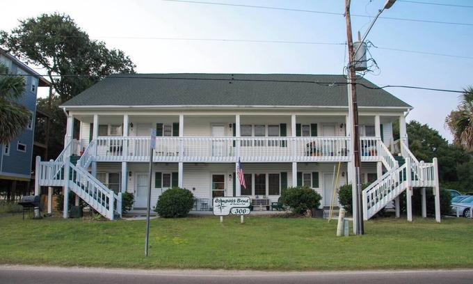 North Carolina Coast Apartment | Snow's Cut Haven, A Quiet Little Spot!