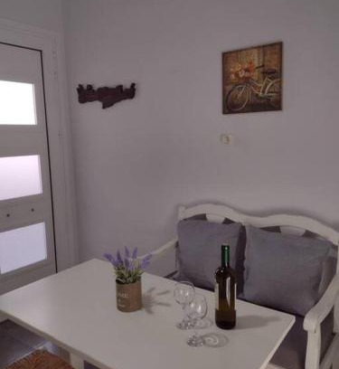 Ierapetra Apartment | Snowbird-late check-out