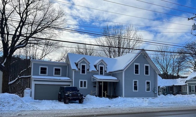 Ludlow Ski Chalet | Snownook Chalet a cozy ski retreat in Ludlow, Vermont