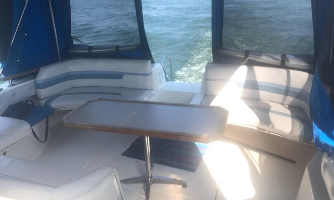 Sturgeon Bay Boat Rental | Snug Harbor Inn - Krazy