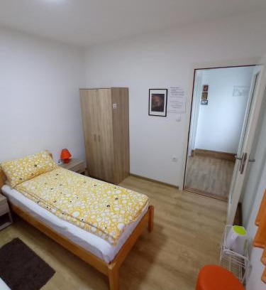 Sombor House | Sobe Ana