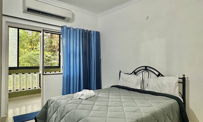 Gauravaddo Apartment | Sober 2 bhk Pet Friendly apartment
