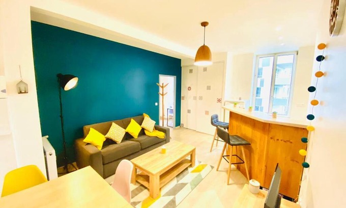 Annemasse Apartment | SOBNB Gare1 Appartement 4pers 50m gare avec parking