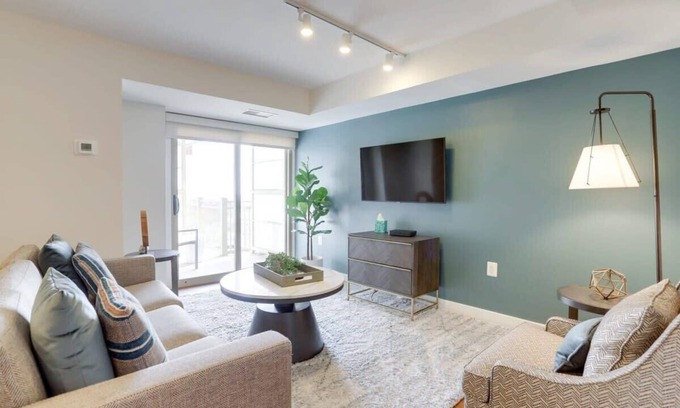 Ballston Apartment | Sojourn | Randolph Towers * NEW