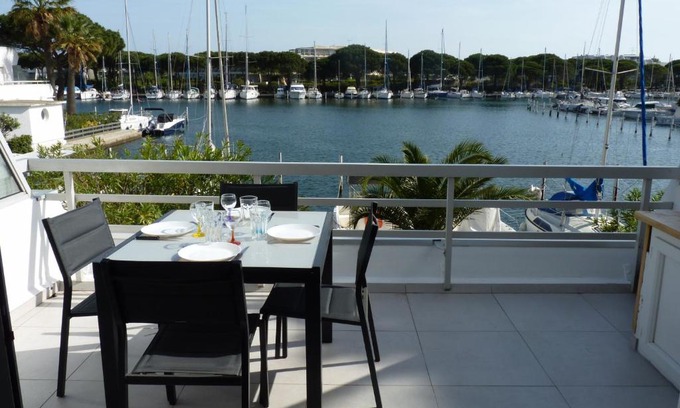 Le Grau-Du-Roi Apartment | Sol-y-Days Darse, Superbe appartement de type Marina avec belle terrasse vue port de plaisance