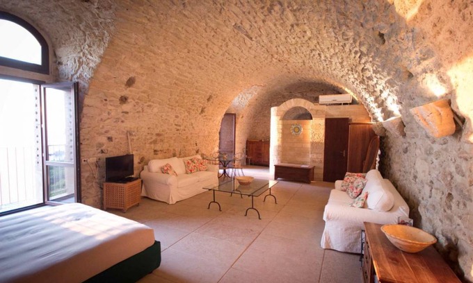 Tropea Apartment | SOLE apartment (Il Convento della Pietà)
