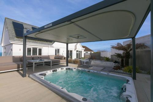 Carbis Bay House | Solstice
