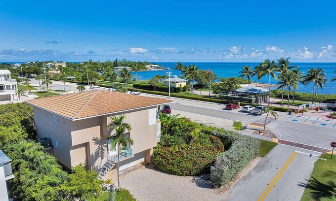 Marathon House | Sombrero Beach 3/2 with dock