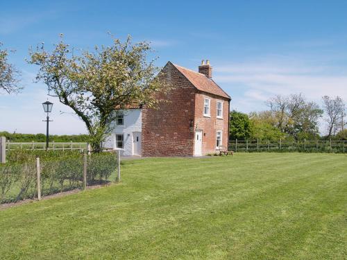Skegness House | Somer Leyton Cottage