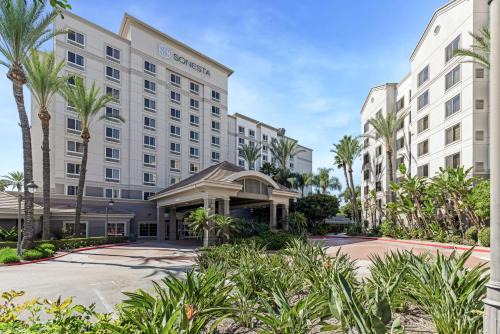 Anaheim Resort Hotel | Sonesta Anaheim Resort Area
