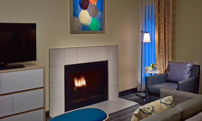 Dublin Hotel | Sonesta Simply Suites Dublin Columbus