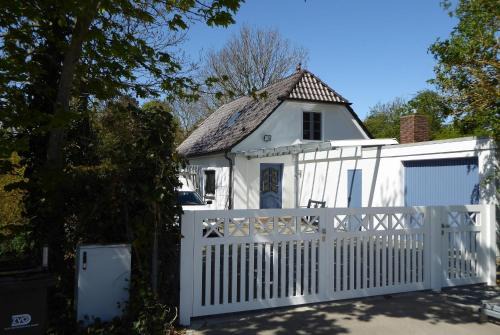 Neujellingsdorf House | Sonnenschein