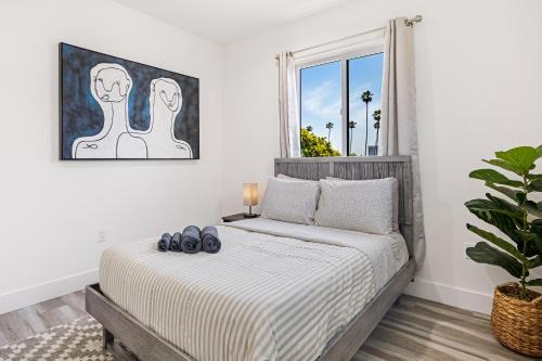 Wilshire House | Sophisticated Getaway Hollywood & Dtla