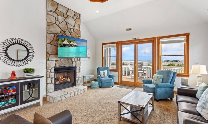 Manteo House | Soundscape * Canal front, pier, water views!