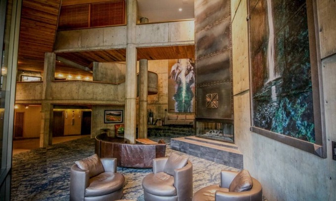 Salt Lake Mountain Resorts Resort | South facing views of Snowbirds scenic hills that many travel to see and enjoy.
