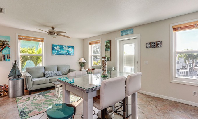 Hutchinson Island South Cottage | South Hutchinson Island Cottage w/Beach Access!