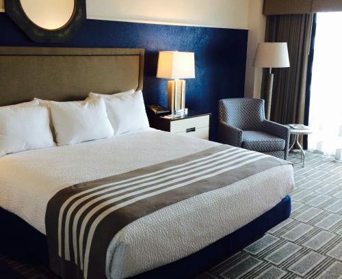 League City Resort | South Shore Harbour Resort and Conference Center
