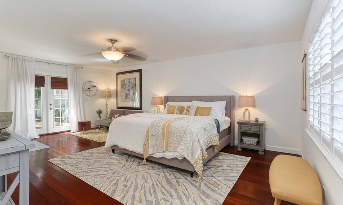 Palma Ceia West Apartment | South Tampa- Luxury Suite