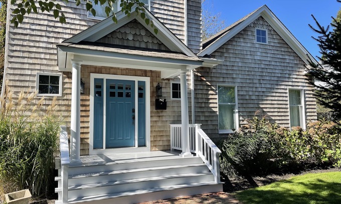 Southampton House | Southampton Village Gem