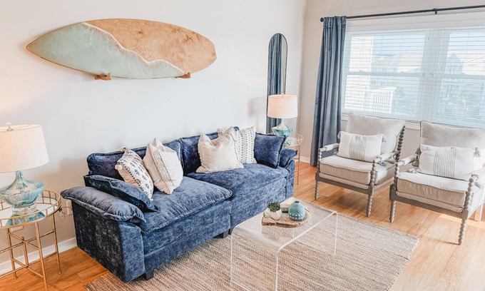 Wrightsville Beach Apartment | Southern Exposure-Next to Johnnie Mercers Pier, Ocean View, Updated Condo