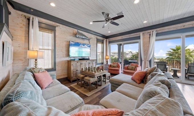 Orange Beach House | Southern Exposure | Balcony