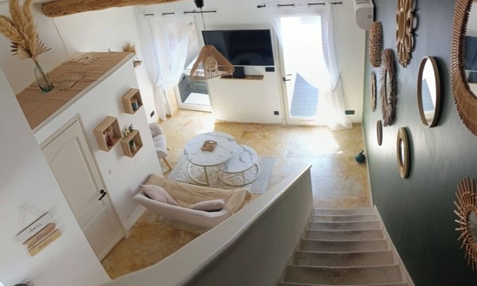 Cadenet Apartment | Spa 689. apartment cocooning