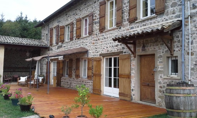 Marchampt Bed & Breakfast | Spa du Hameau de Bonnevay