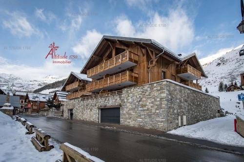 Saint-Sorlin-d'Arves Apartment | Spacieux duplex pour 10 personnes avec terrasses en coeur de village - Aiguilles 203
