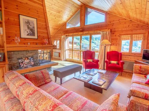 Meribel Centre Apartment | Spacieux Duplex en Centre Station avec Balcon et Wi-Fi - FR-1-688-35