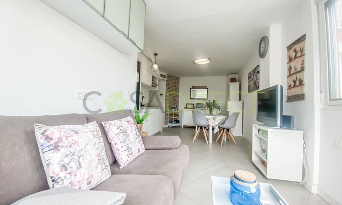 Benajarafe Apartment | Spacious 1 bedroom apartment near to the beach